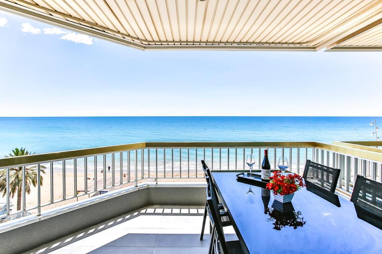 Magnifico Apartamento - Primera Linea De Mar Calafell Extérieur photo